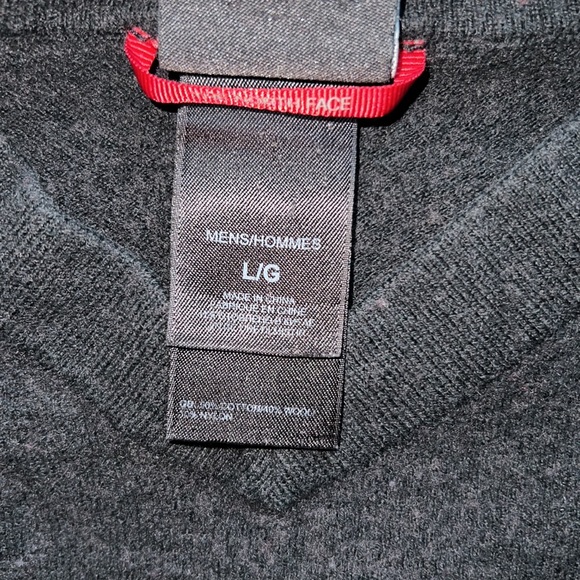 🟠  North Face Sweater 🟢 - Picture 5 of 5